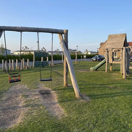 Ferienhaus Jolly Roger - Part Of The The Bay Village With Pool, Gym And Direct Access, Pub, Restaurant, Tennis And Meadows Walks *