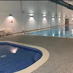 Jolly Roger - Part Of The The Bay Village With Pool, Gym And Direct Access, Pub, Restaurant, Tennis And Meadows Walks בית נופש